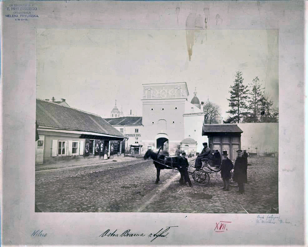 1880-1890-fb-grupe-wilno-astrus-vartai-pafotosopinta